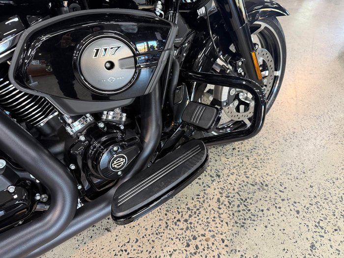 2026 Harley-Davidson Road Glide 117 (FLTRX)
