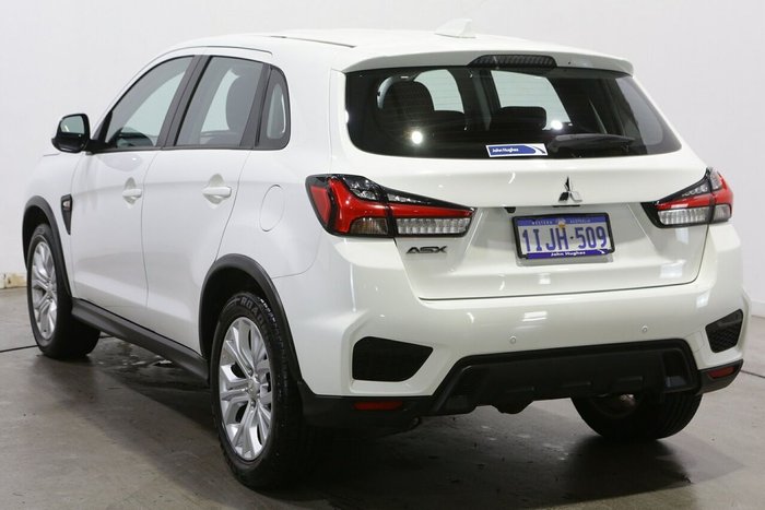 2024 Mitsubishi ASX ES