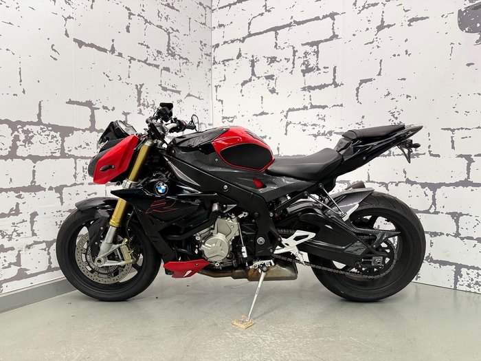2017 BMW S 1000 R Sport S 1000 Red