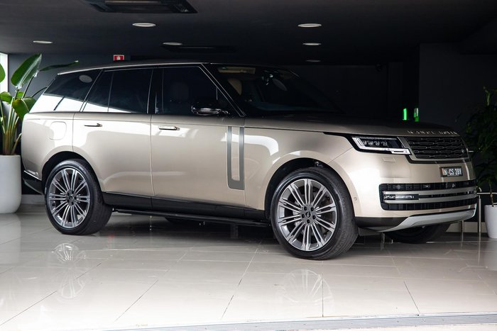 2025 Land Rover Range Rover D350 HSE