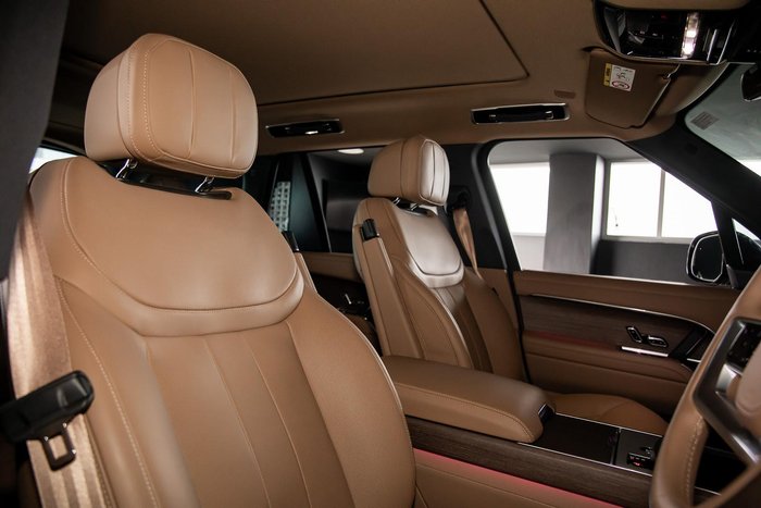 2025 Land Rover Range Rover D350 HSE