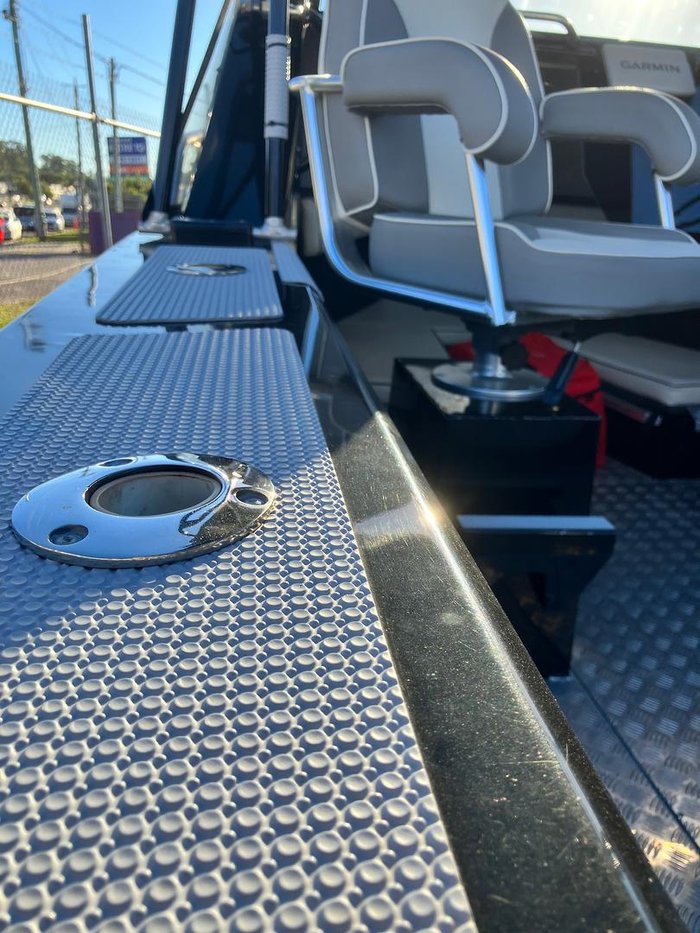 2022 Yellowfin 6200 Cabin
