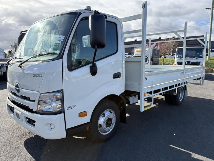 2025 Hino 300 Series