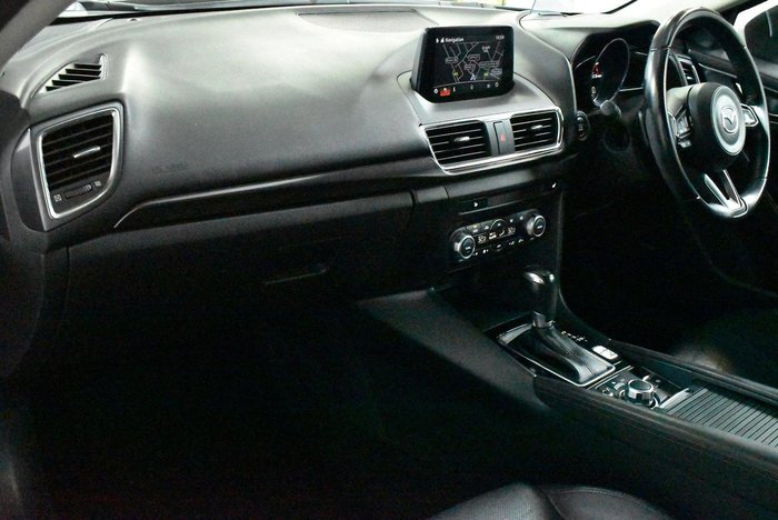 2018 Mazda 3 SP25 GT