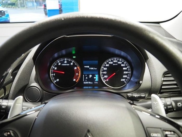 2025 Mitsubishi Eclipse Cross ES