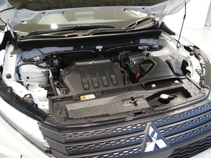 2025 Mitsubishi Eclipse Cross ES