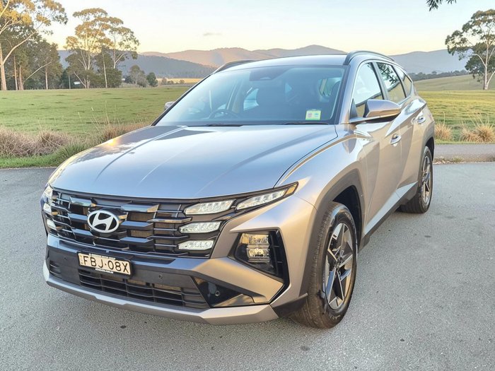 2024 Hyundai Tucson (No Badge)