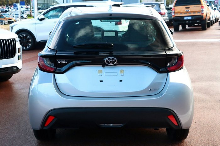 2025 Toyota Yaris Ascent Sport Hybrid