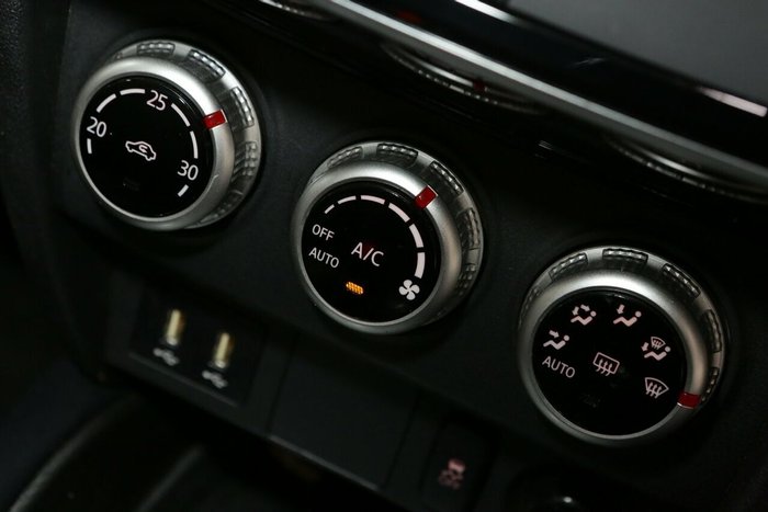 2023 Mitsubishi ASX ES