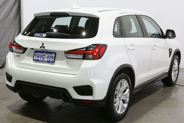 2023 Mitsubishi ASX ES