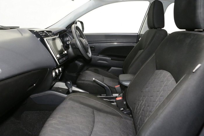 2023 Mitsubishi ASX ES