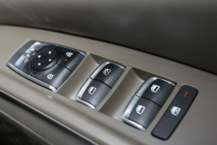 2025 Kia Carnival S