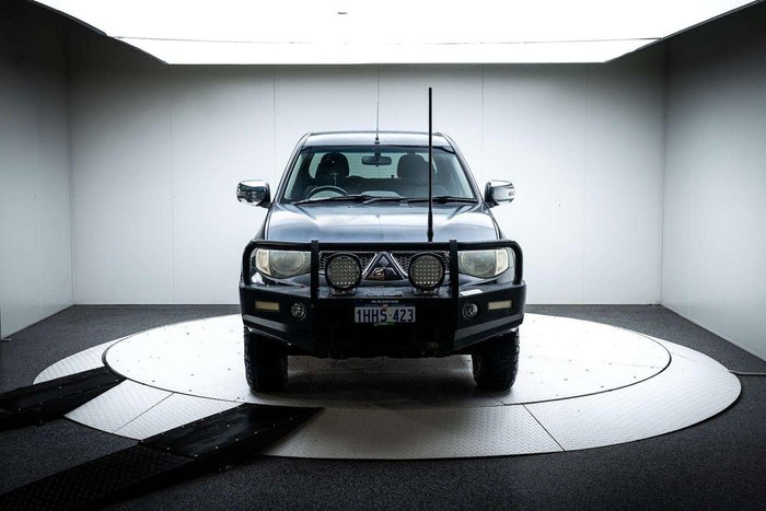 2013 Mitsubishi Triton