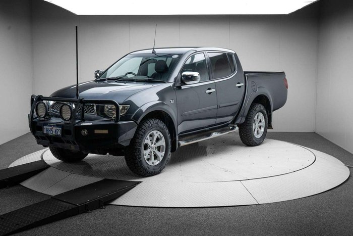 2013 Mitsubishi Triton