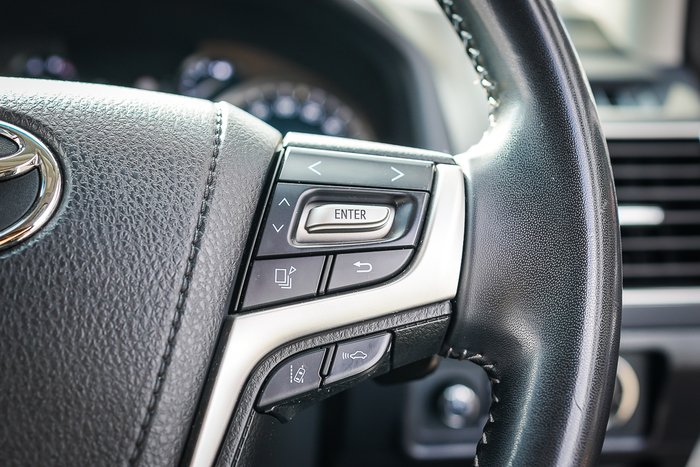 2022 Toyota PRADO Kakadu