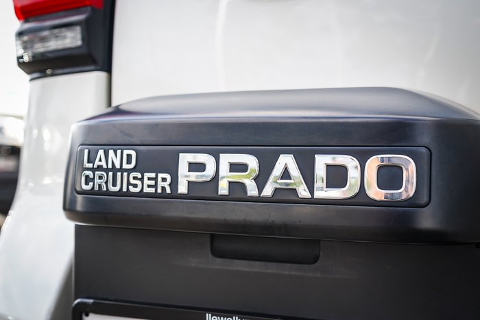 2022 Toyota PRADO Kakadu
