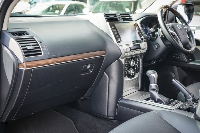 2022 Toyota PRADO Kakadu