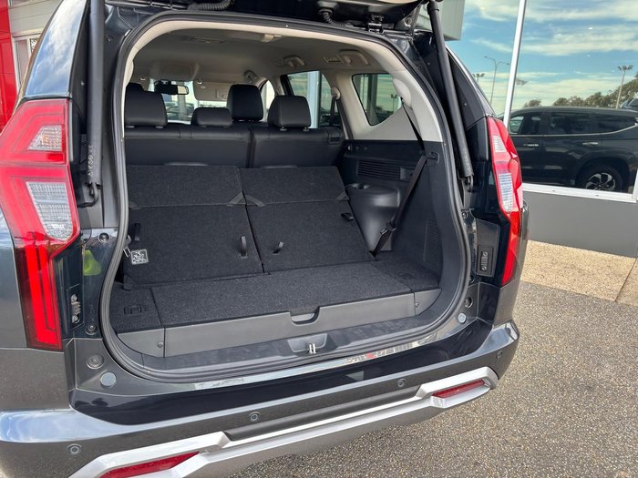 2024 Mitsubishi Pajero Sport GLS