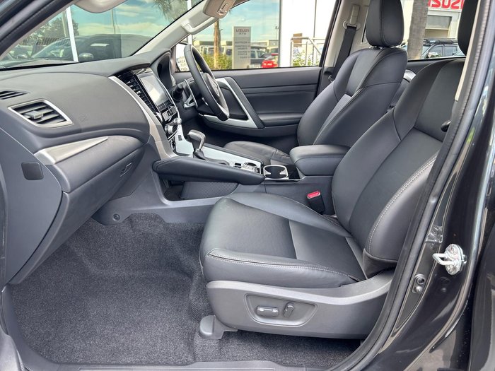 2024 Mitsubishi Pajero Sport GLS