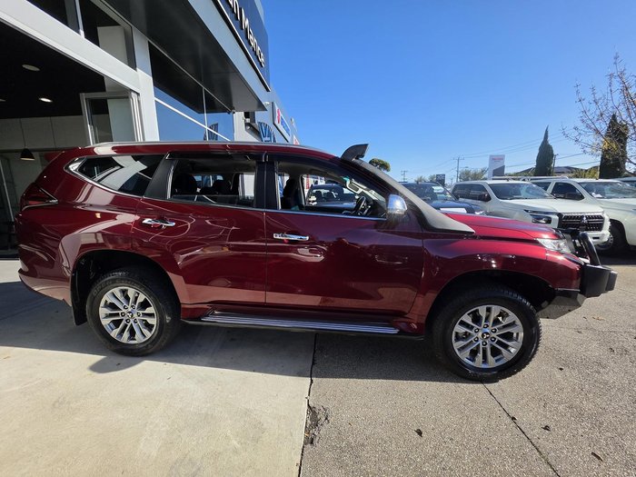 2022 Mitsubishi Pajero Sport GLX