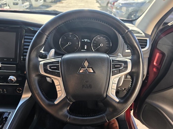 2022 Mitsubishi Pajero Sport GLX