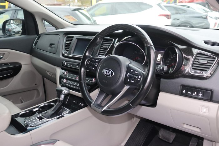 2019 Kia Carnival Platinum