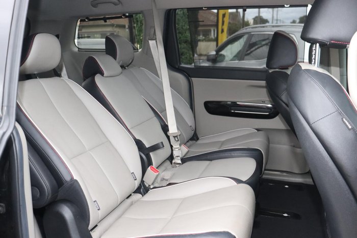 2019 Kia Carnival Platinum