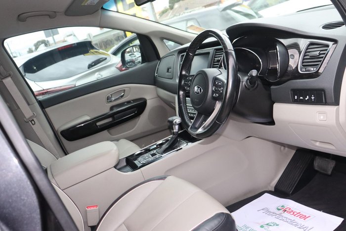 2019 Kia Carnival Platinum