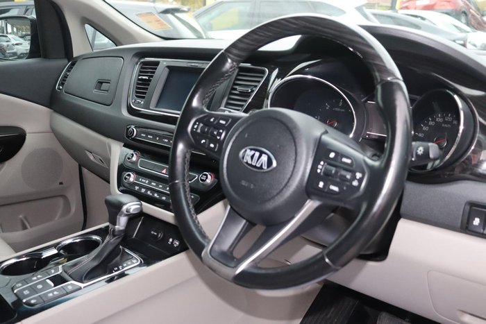 2019 Kia Carnival Platinum