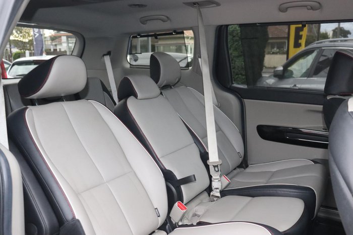 2019 Kia Carnival Platinum