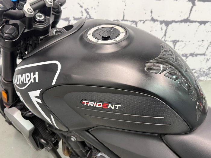 2024 Triumph Trident 660 Trident Black