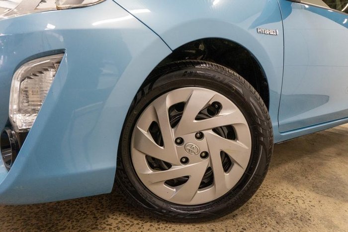 2016 Toyota Prius i-Tech