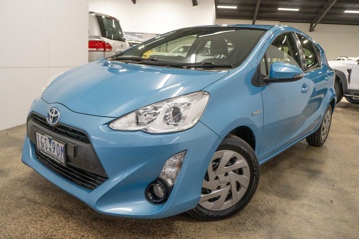 2016 Toyota Prius i-Tech
