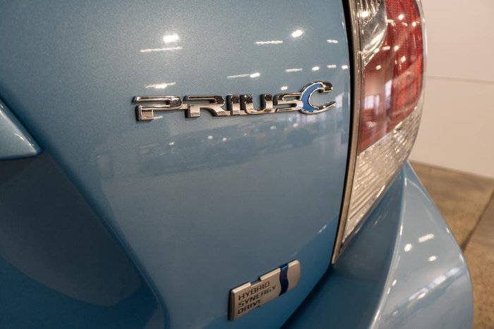 2016 Toyota Prius i-Tech