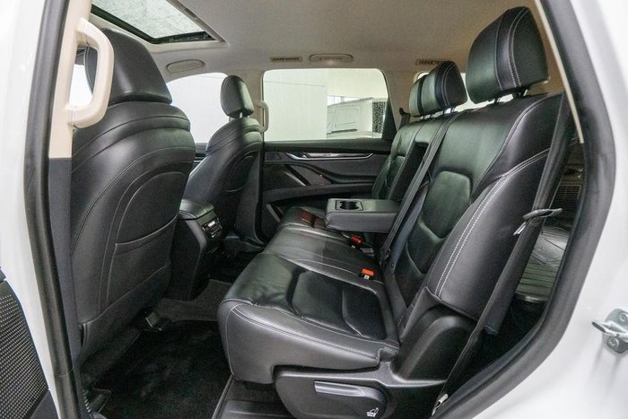 2023 LDV D90 Executive