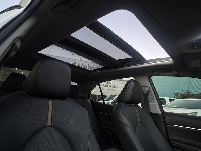 2019 Toyota Camry SL