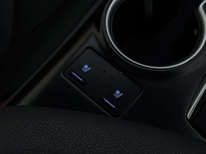 2019 Toyota Camry SL