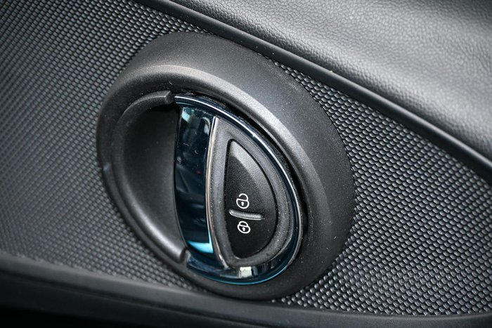 2021 MINI Clubman Cooper S Classic