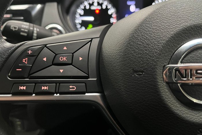 2018 Nissan X-TRAIL ST
