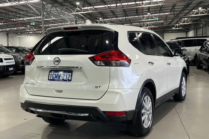 2018 Nissan X-TRAIL ST