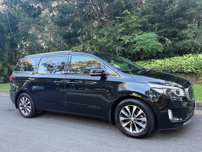 2015 Kia Carnival SLi