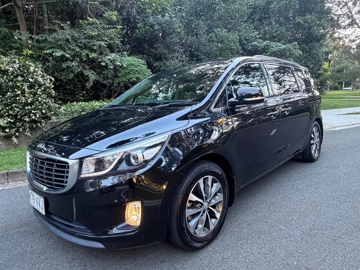 2015 Kia Carnival SLi