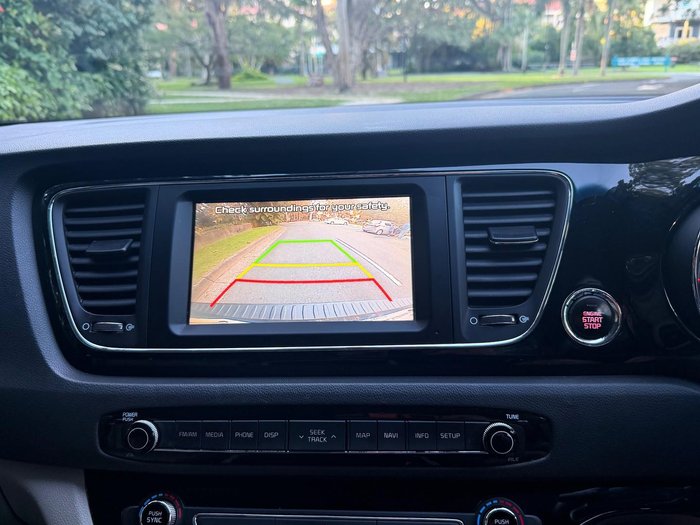 2015 Kia Carnival SLi