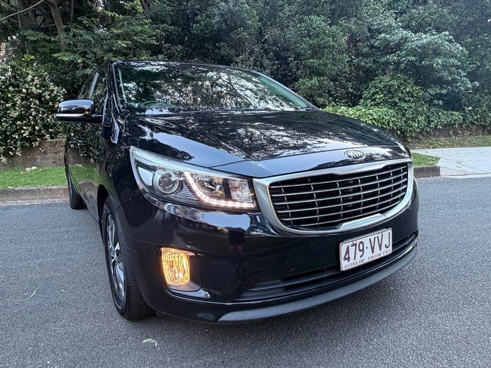 2015 Kia Carnival SLi