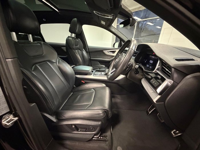 2021 Audi Q7 50 TDI S line