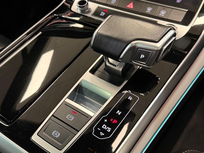 2021 Audi Q7 50 TDI S line