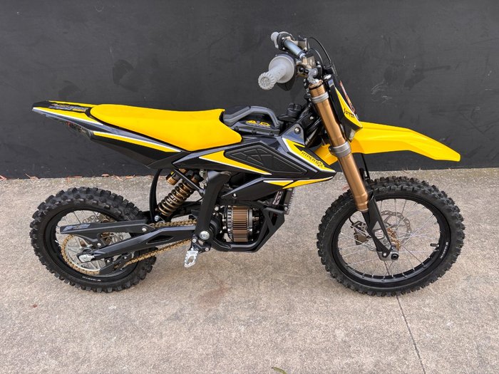 2025 Sur-ron 2025 SURRON Hyper Bee YELLOW