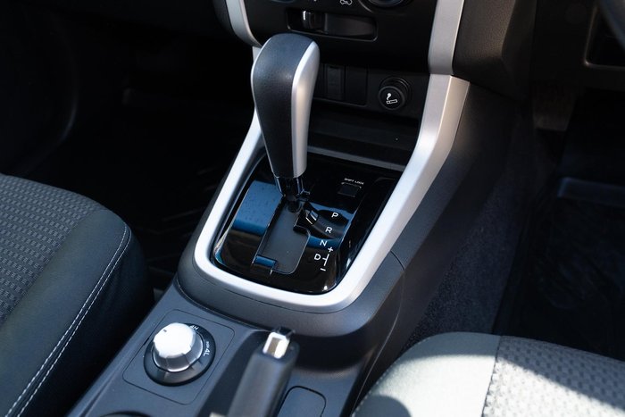 2021 Isuzu MU-X LS-M