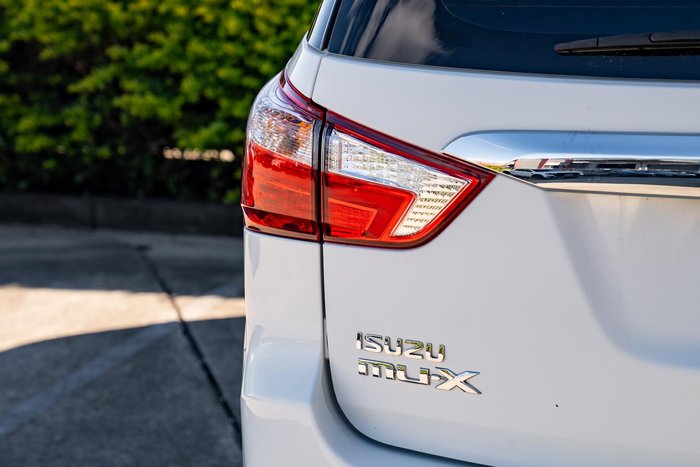 2021 Isuzu MU-X LS-M