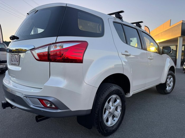 2017 Isuzu MU-X LS-M